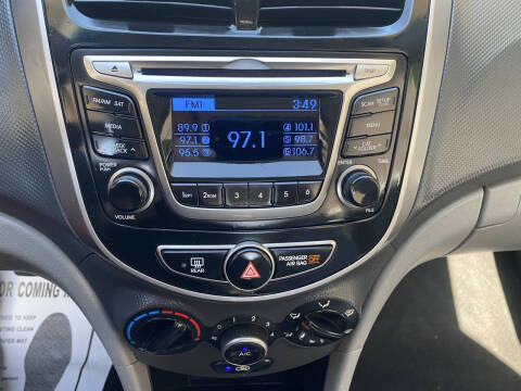 2015 Hyundai Accent GLS