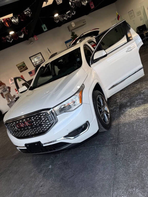 2018 GMC Acadia Denali