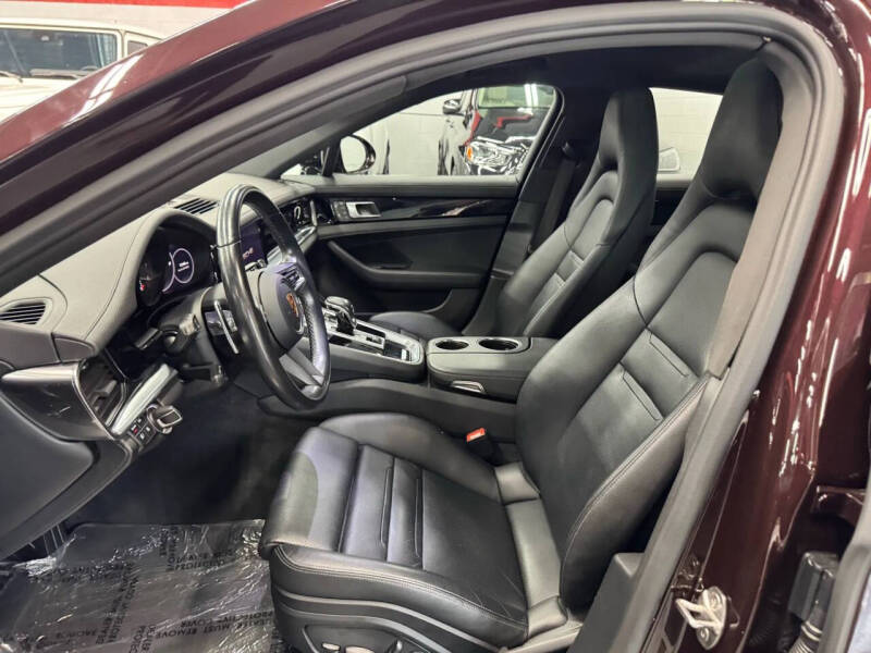 2022 Porsche Panamera