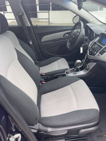 2011 Chevrolet Cruze LS