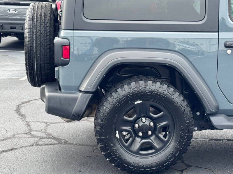 2025 Jeep Wrangler Sport