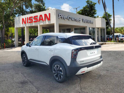 2025 Nissan Kicks SR