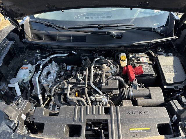 2025 Nissan Kicks SV