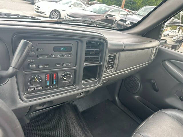 2005 GMC Sierra 1500 Work Truck