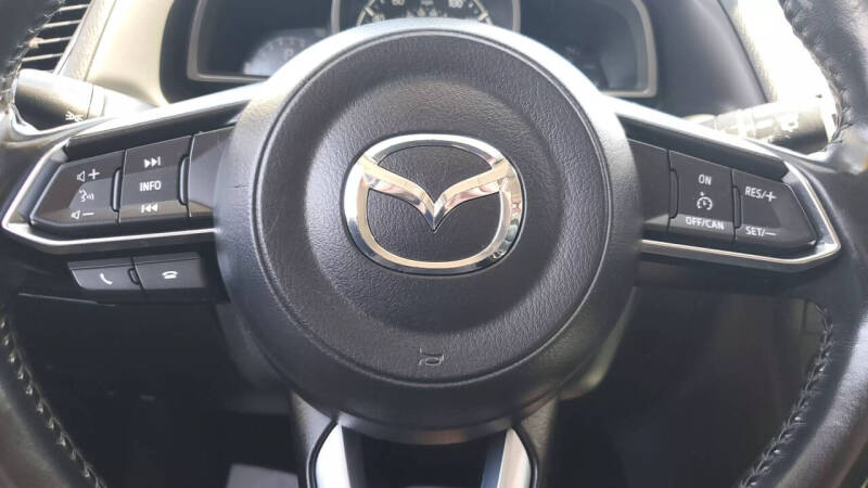 2018 Mazda MAZDA3 Touring