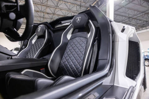 2019 Lamborghini Aventador LP 740-4 S