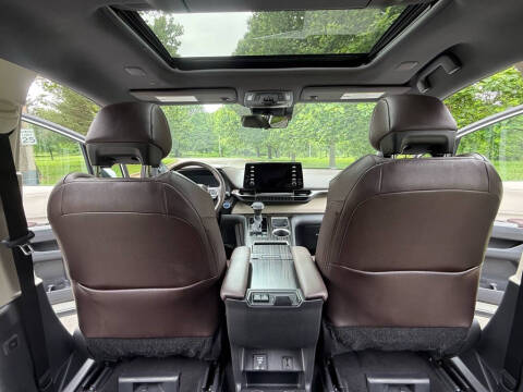 2021 Toyota Sienna Platinum 7-Passenger