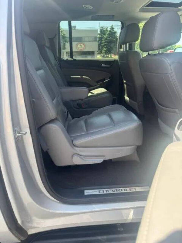 2019 Chevrolet Suburban LT