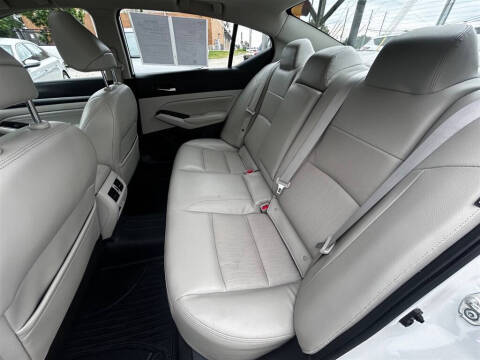 2021 Nissan Altima 2.5 Platinum