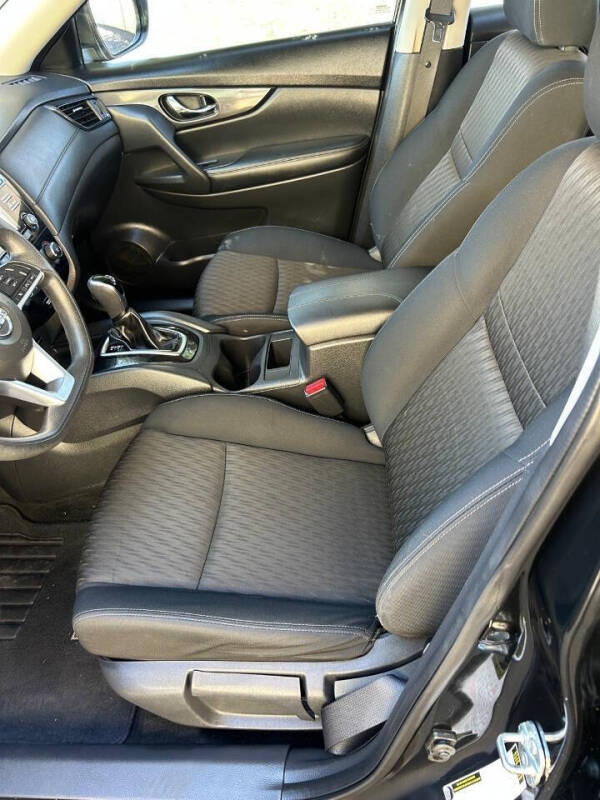 2017 Nissan Rogue S