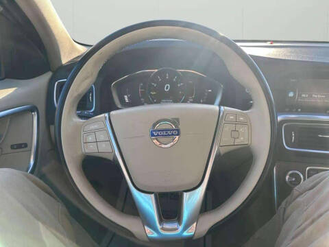 2016 Volvo V60 T5 Drive-E Premier