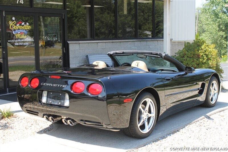 2002 Chevrolet Corvette 37