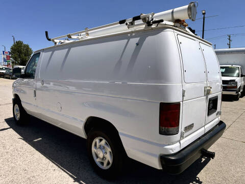 2010 Ford E-Series E-250