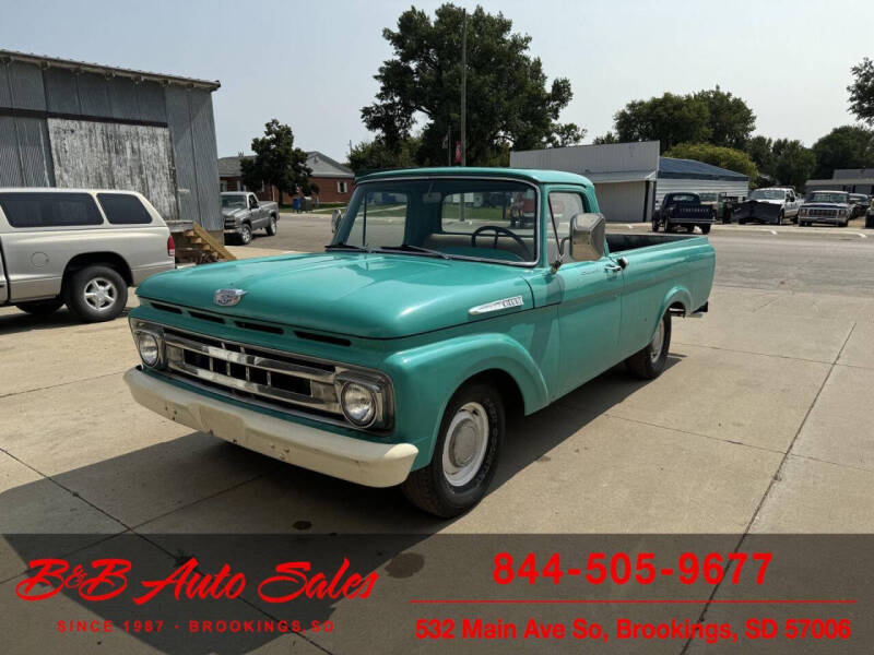1961 Ford F-100