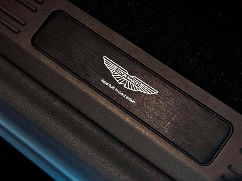 2026 Aston Martin Vantage Roadster