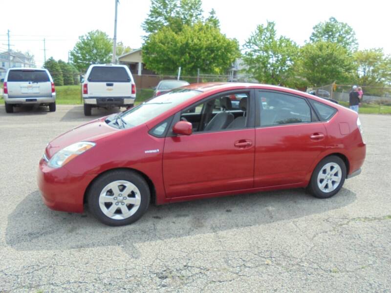 2009 Toyota Prius for sale at B & G AUTO SALES in Uniontown PA