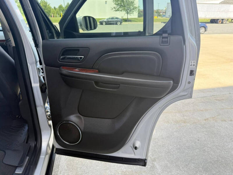 2012 Cadillac Escalade Premium