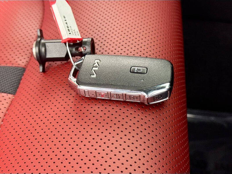 2023 Kia K5
