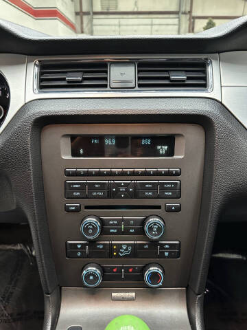 2013 Ford Mustang GT Premium