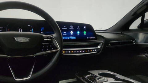 2024 Cadillac LYRIQ Tech