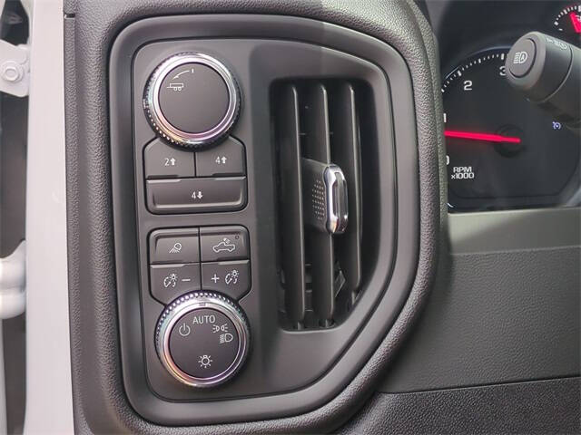 2025 GMC Sierra 3500HD