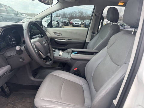 2021 Toyota Sienna Limited 7-Passenger