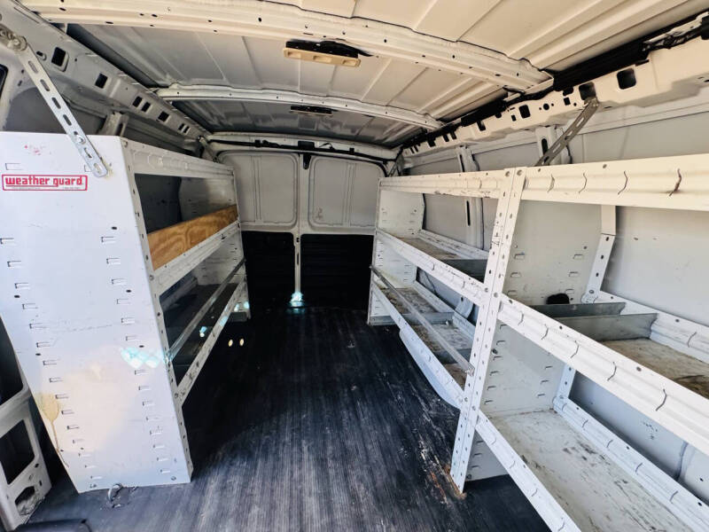 2017 Chevrolet Express 2500