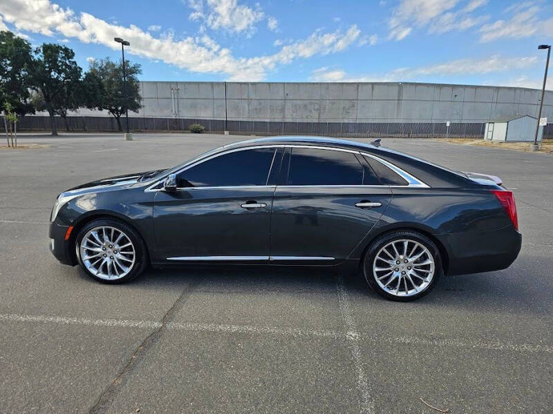 2013 Cadillac XTS Luxury Collection