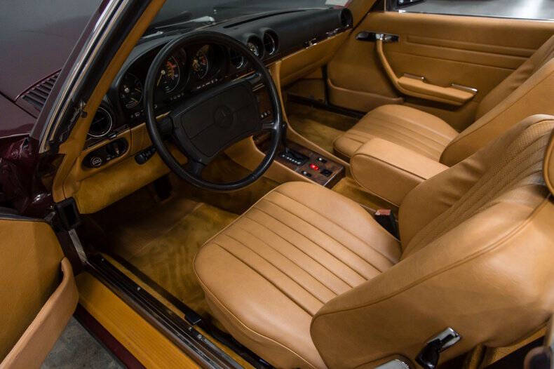 1987 Mercedes-Benz 560-Class 560 SL