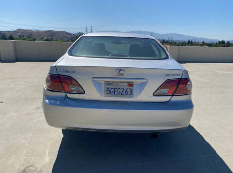 2004 Lexus ES 330