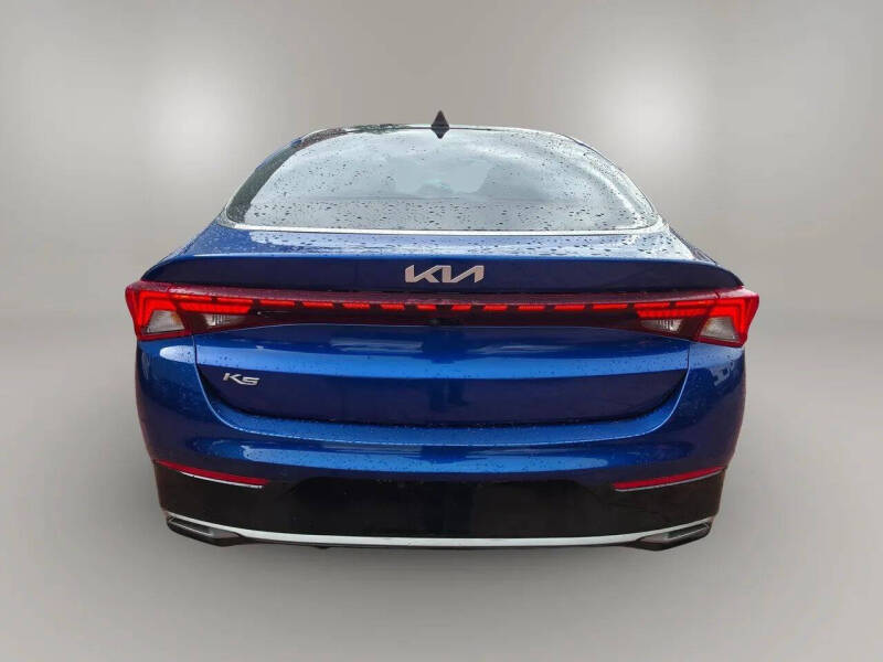 2022 Kia K5 EX