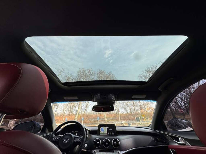 2019 Kia Stinger GT2