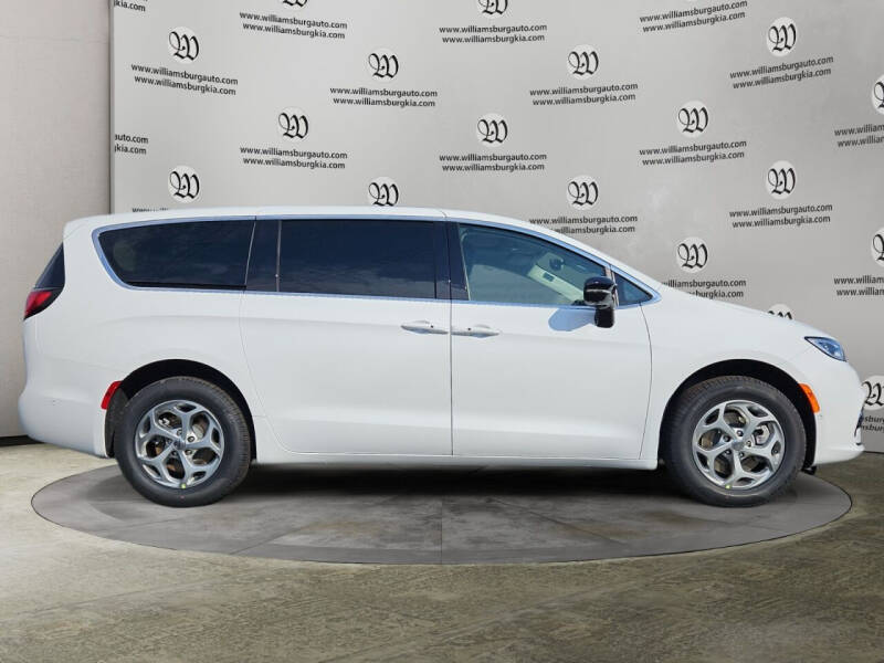 2024 Chrysler Pacifica Limited