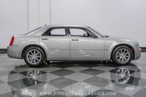 2005 Chrysler 300 C
