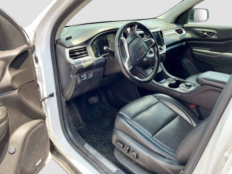 2021 GMC Acadia SLT