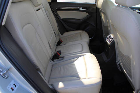 2016 Audi Q5 2.0T quattro Premium Plus