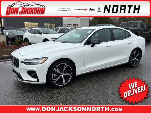 2024 Volvo S60 B5 Core Dark Theme