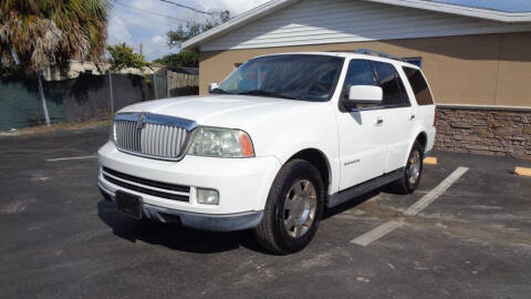 2005 Lincoln Navigator Luxury