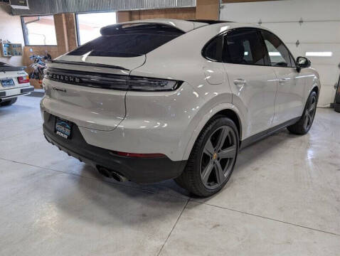 2024 Porsche Cayenne S Coupe