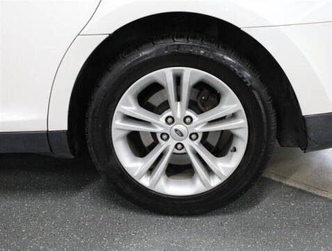 2015 Ford Taurus SEL