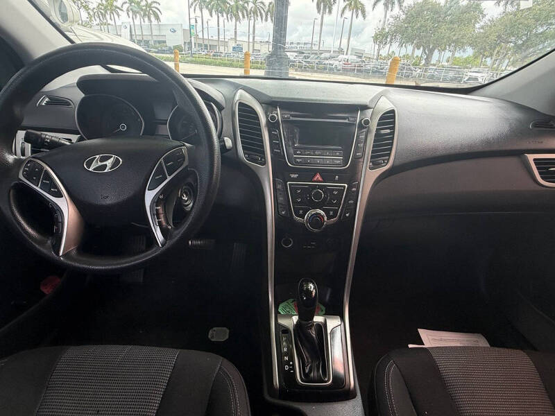 2016 Hyundai Elantra Sport