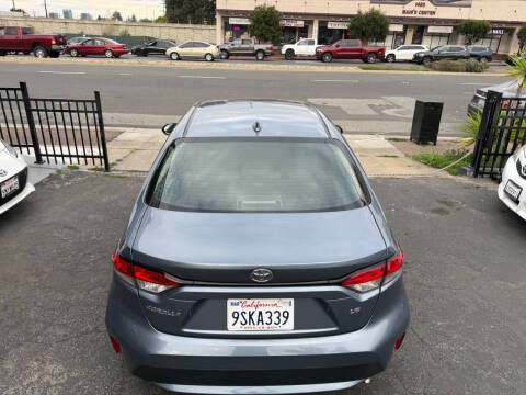 2022 Toyota Corolla LE