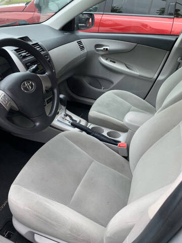 2012 Toyota Corolla LE