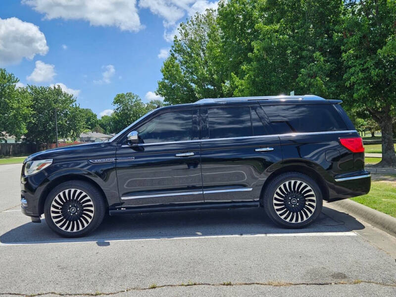 2018 Lincoln Navigator Black Label