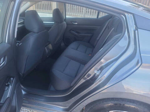 2022 Nissan Altima 2.5 SV