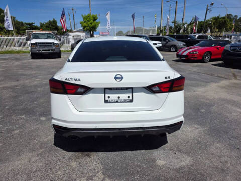2022 Nissan Altima 2.5 SR