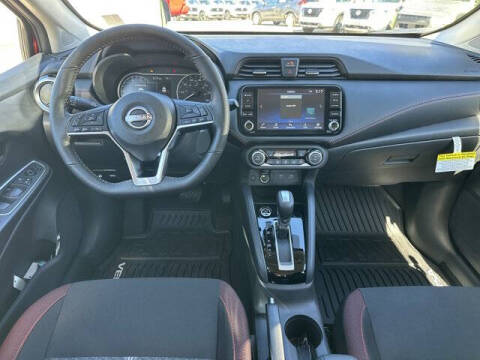 2025 Nissan Versa SR