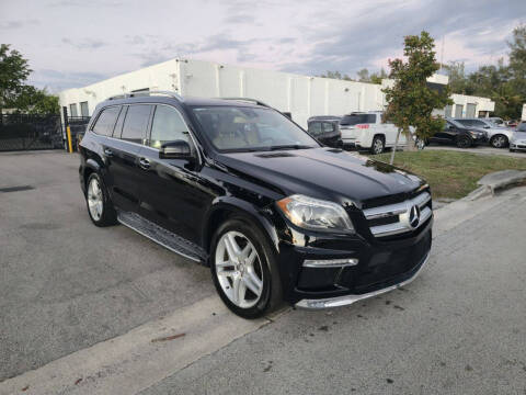 2013 Mercedes-Benz GL-Class GL 550 4MATIC