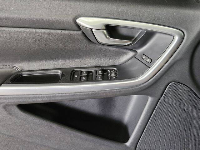2016 Volvo S60 T5 Drive-E Premier