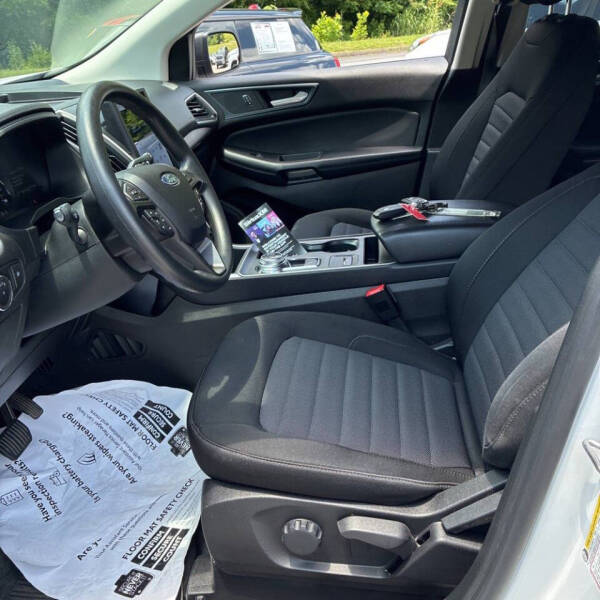 2024 Ford Edge SE